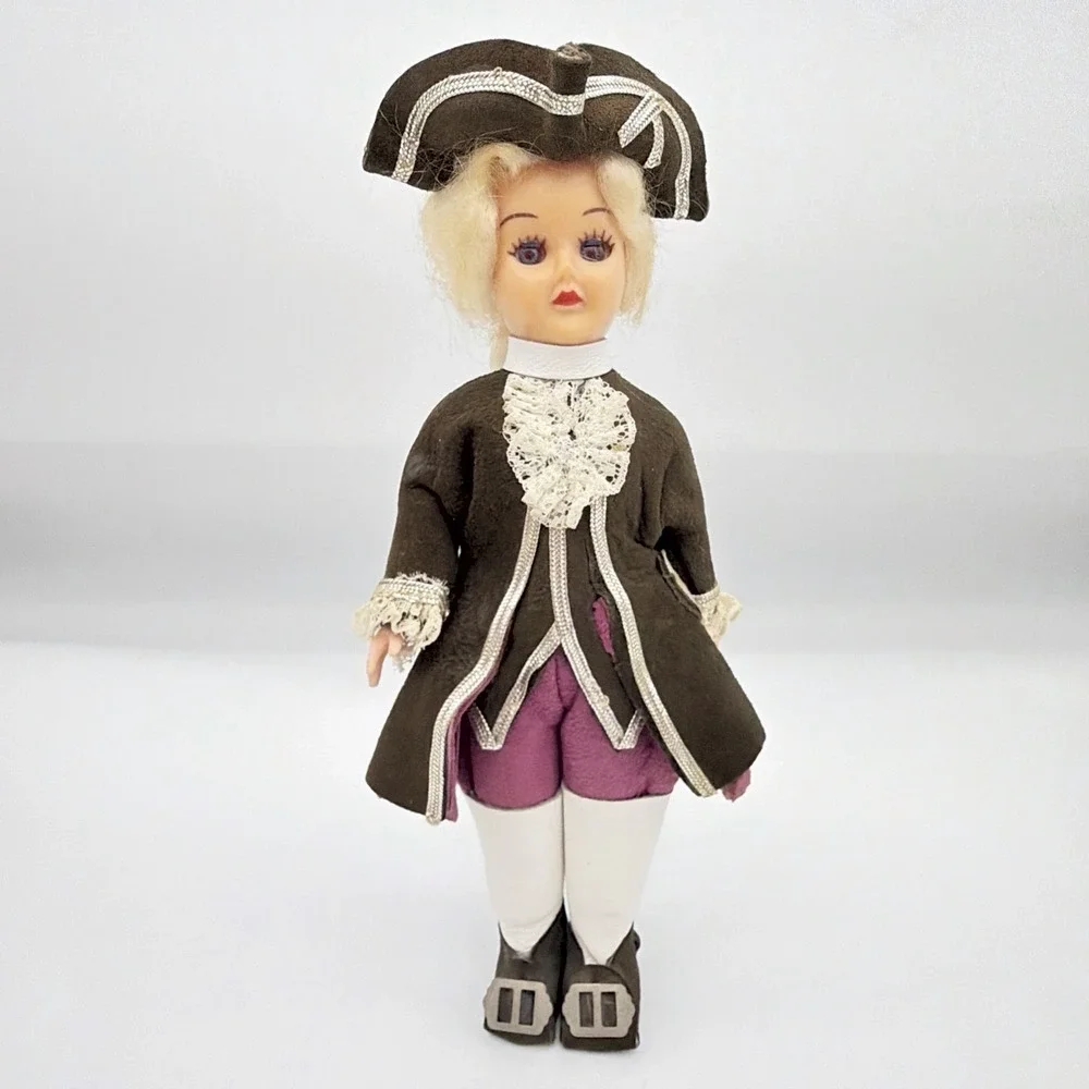 George Washington Colonial Era Doll Figure Blonde Hair Frock Coat Lace Cravat Tr